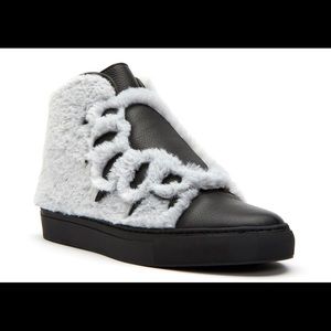 Katy Perry The Honey - Grey